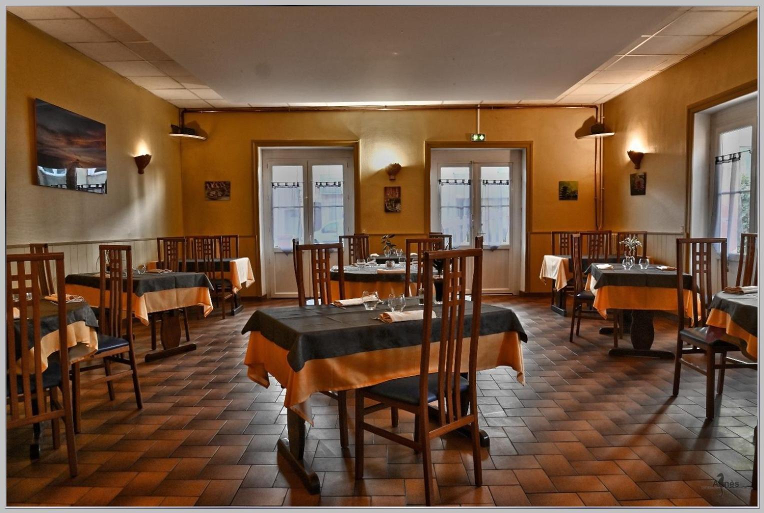 Logis Hotel Des Voyageurs Restaurant La Bonne Tabl'Hay Livron-sur-Drôme Dış mekan fotoğraf